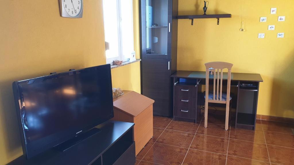Apartments Roses Добринь Экстерьер фото